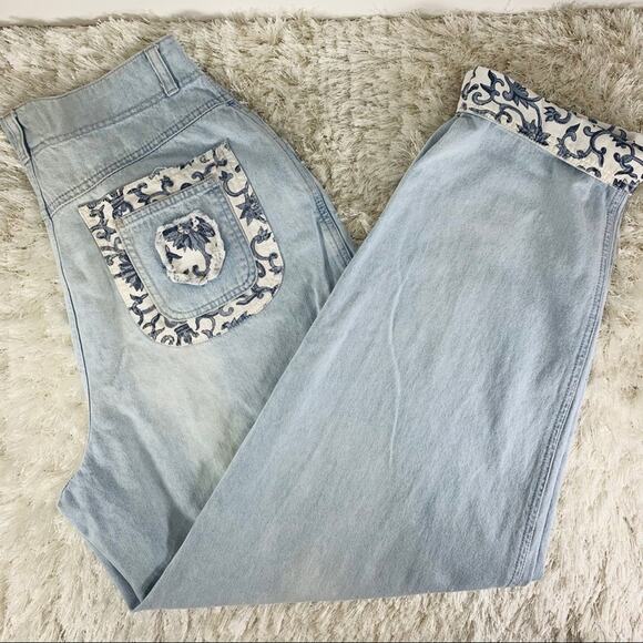 Vintage Mom Jeans Floral Accent Fabric 30" Waist - Picture 1 of 10